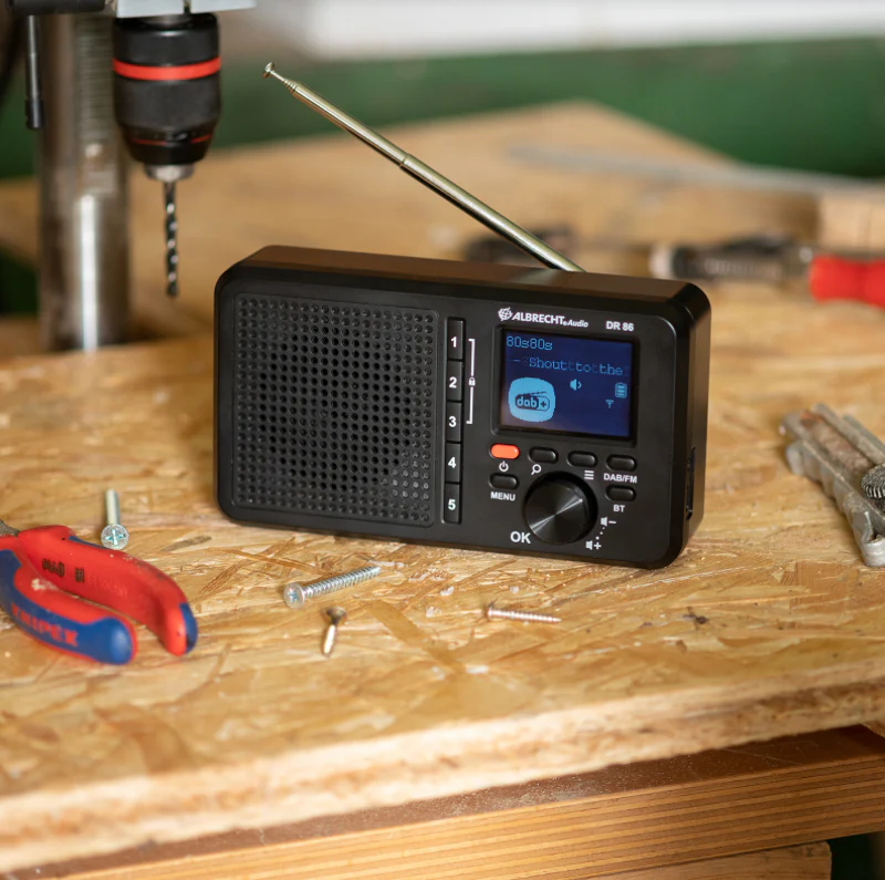 Albrecht DR 86 Senioren Digital-Radio, große Tasten/Anzeige, einfache Bedienung, Netz/Akku - Image 6