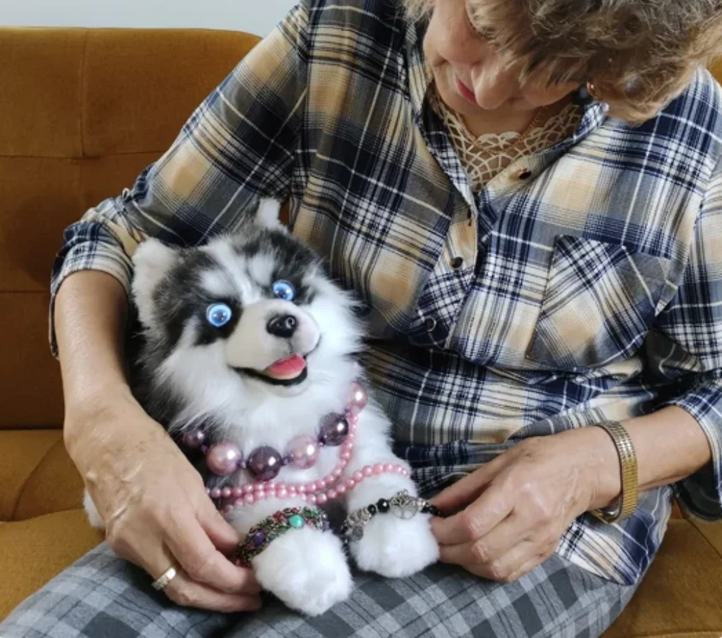 metaDog - Interaktiver Roboter-Hund „Husky“ für Senioren und Menschen mit Demenz, Akkubetrieben - Image 8