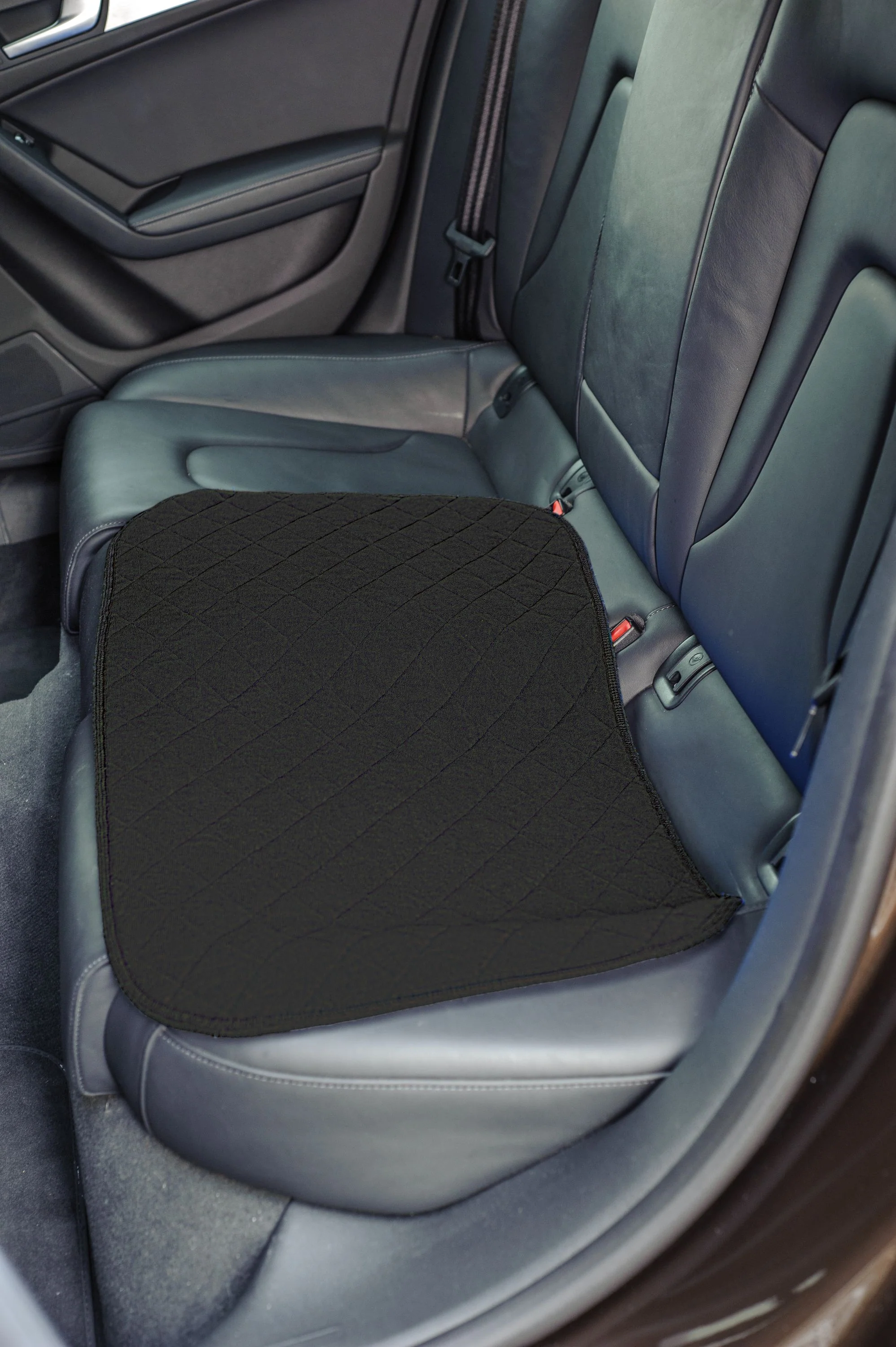 Sitzauflage XL mit Noppen, Polyester, wasserundurchlässig, 40x80cm, schwarz