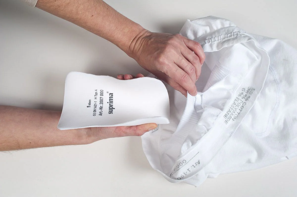 Suprima Hüftschutz Starter-Set – Slip mit Hüftprotektoren (1 Paar), weiß - Image 5
