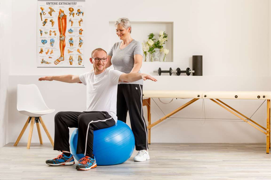 Suprima RehaFlex Therapiehose , 4-Wege-Beinreißverschluss, unisex, schwarz - Image 8